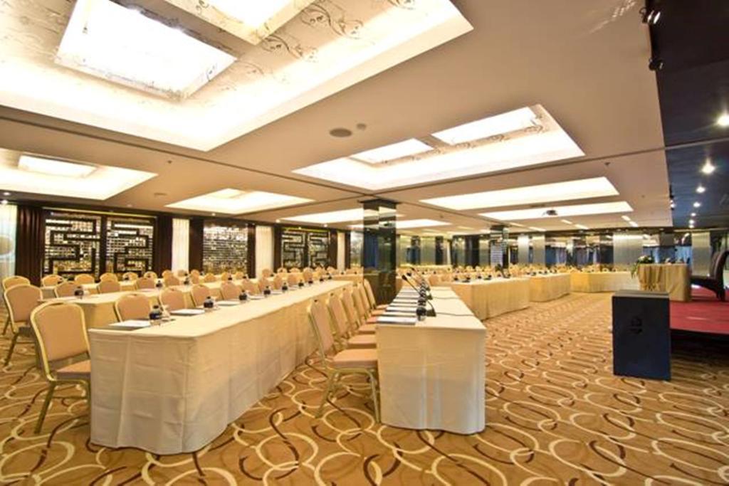Rashmi'S Plaza Hotel Vientiane Esterno foto