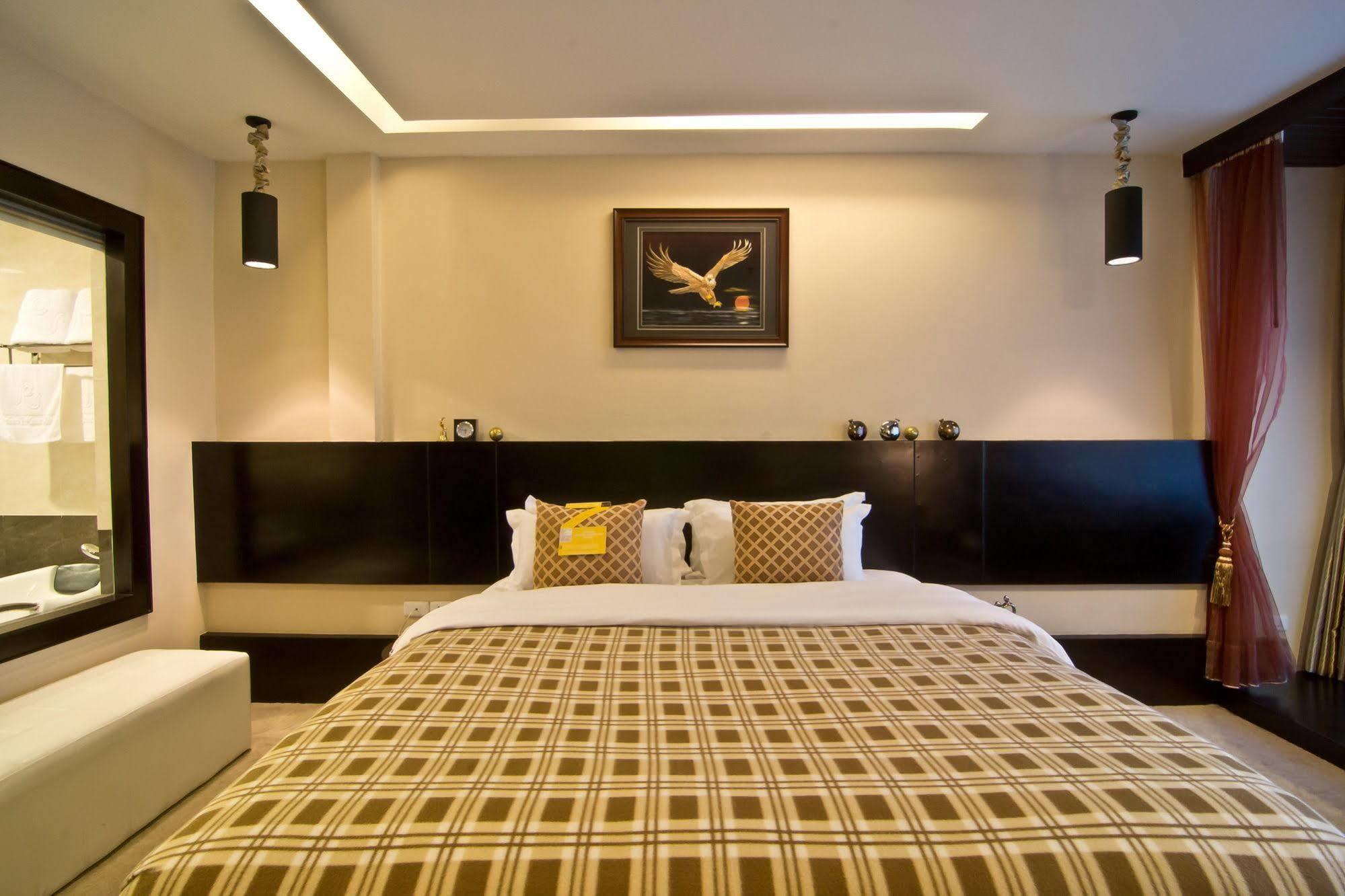 Rashmi'S Plaza Hotel Vientiane Esterno foto