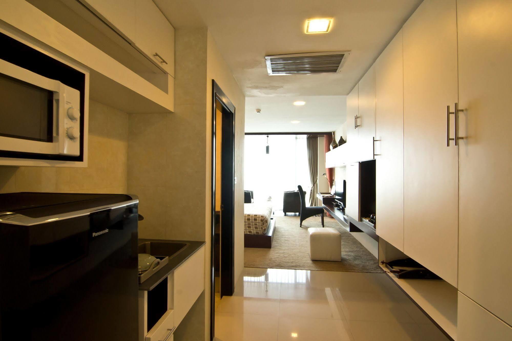 Rashmi'S Plaza Hotel Vientiane Esterno foto