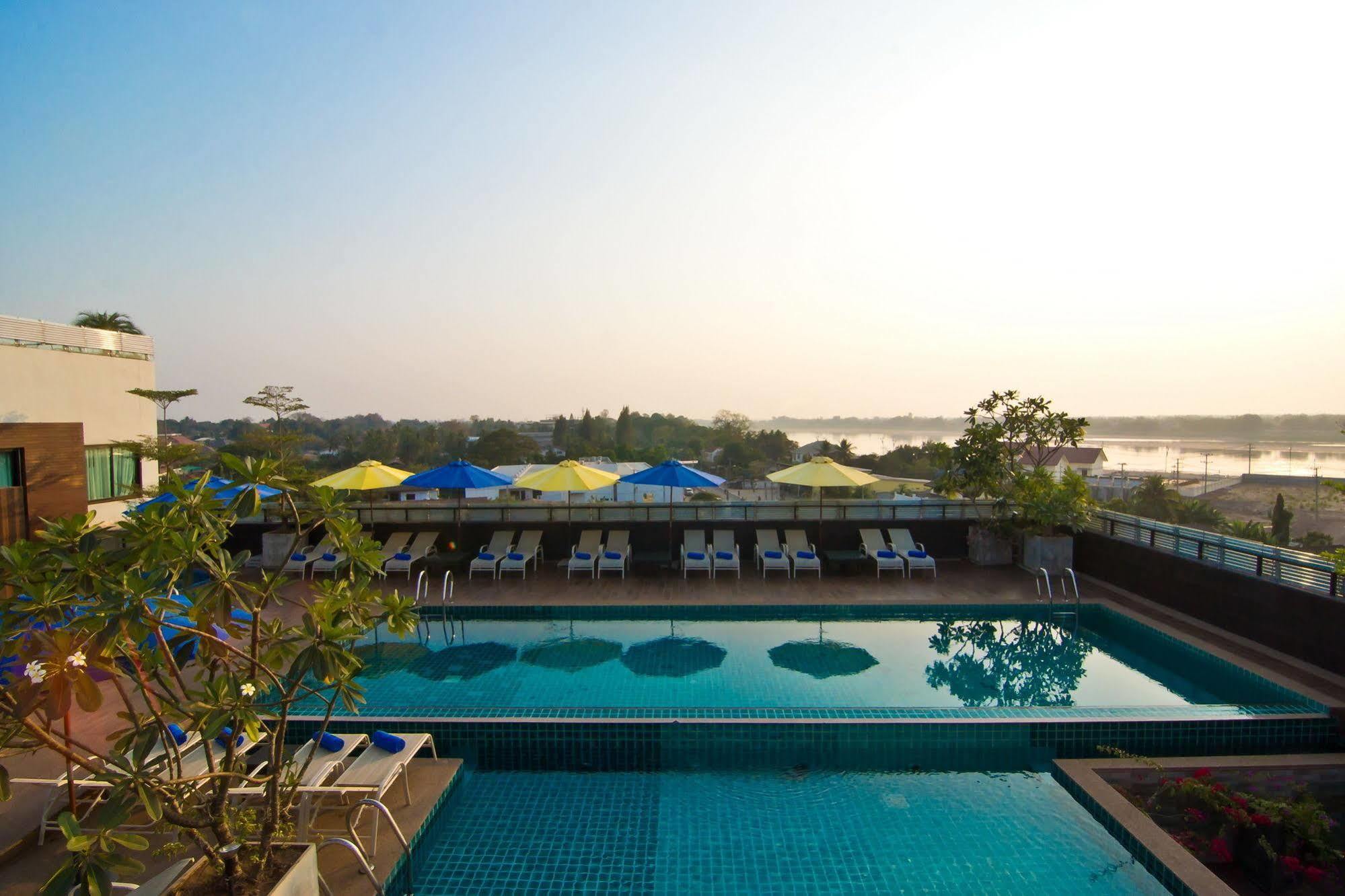 Rashmi'S Plaza Hotel Vientiane Esterno foto