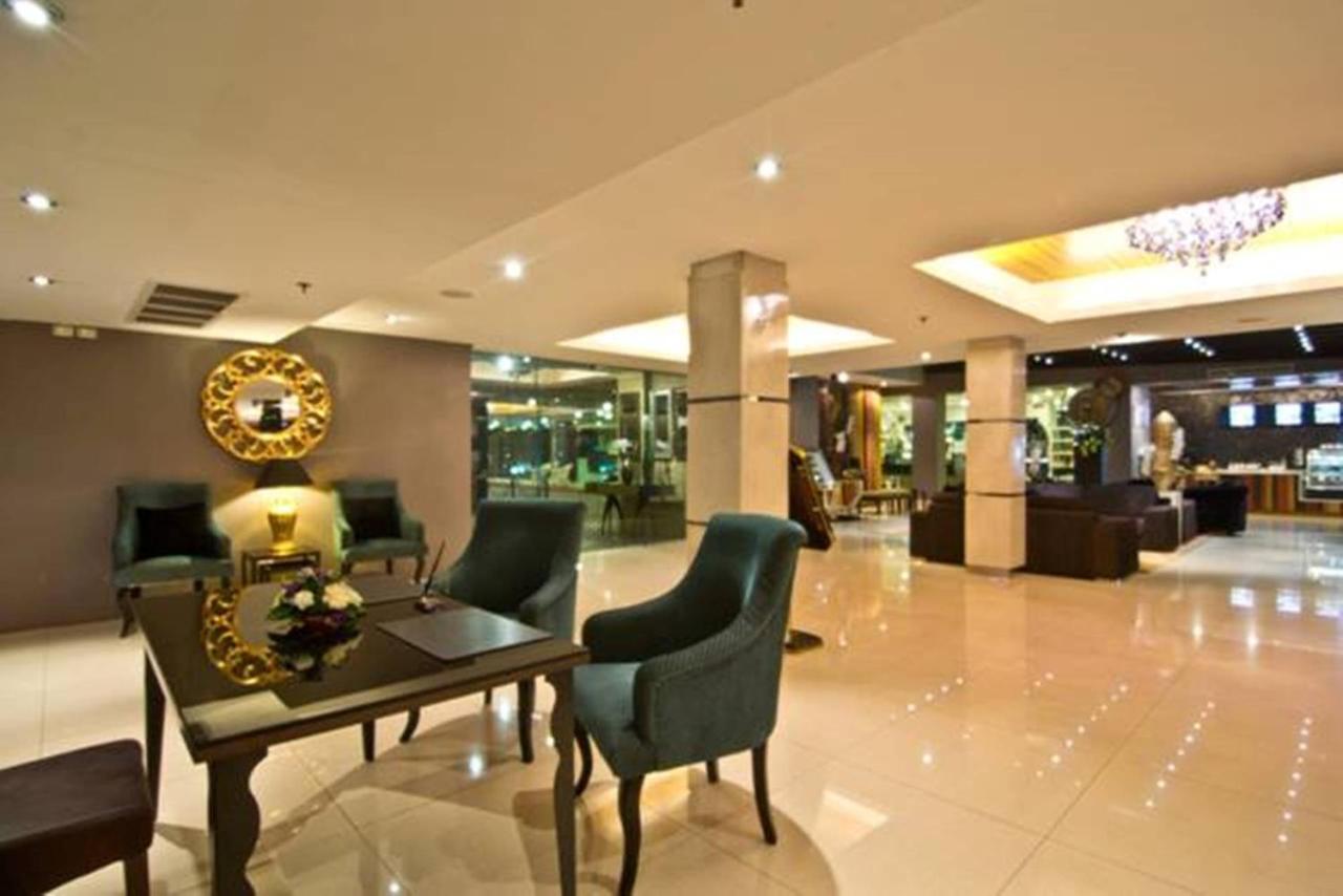 Rashmi'S Plaza Hotel Vientiane Esterno foto